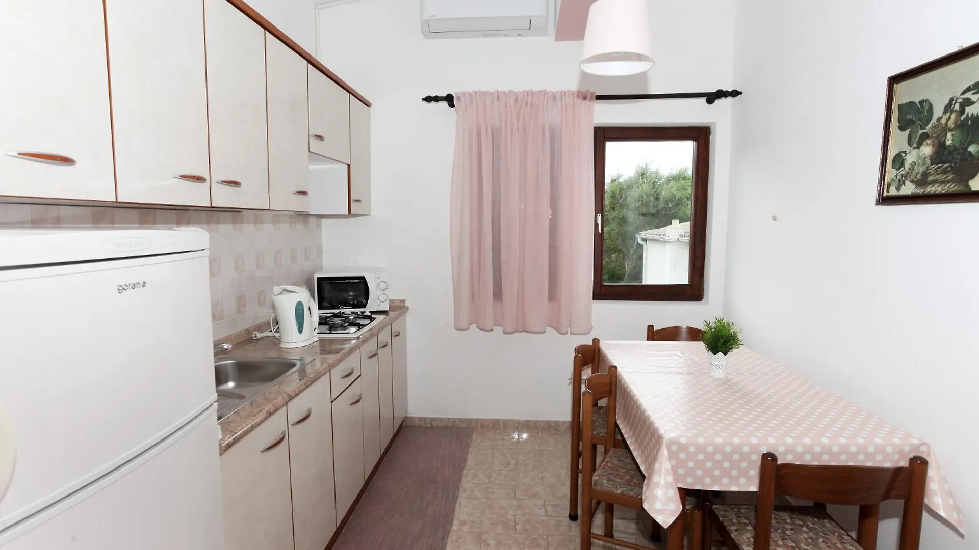 Apartments Spavalo Pag Town 0*,